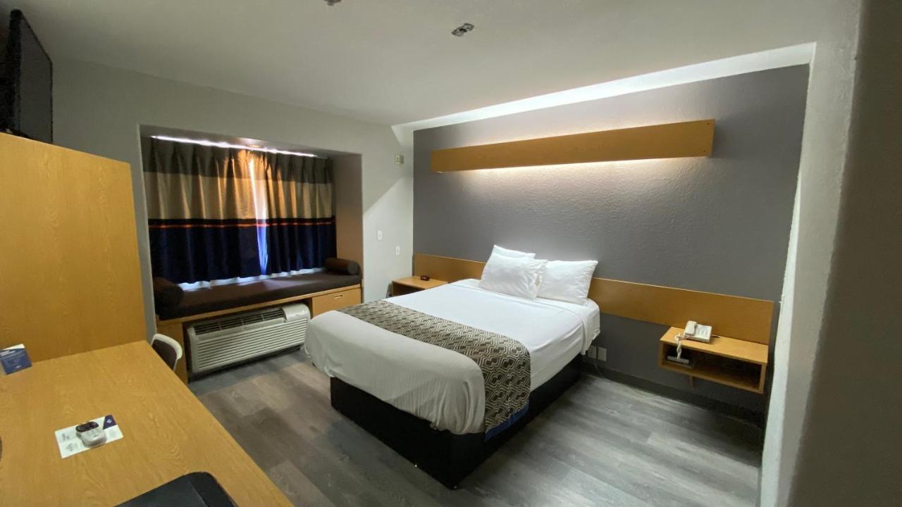 Microtel Inn & Suites By Wyndham Ardmore Bagian luar foto
