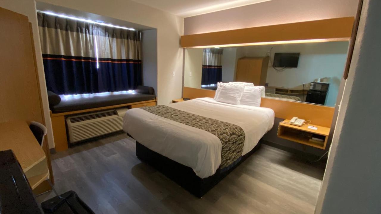 Microtel Inn & Suites By Wyndham Ardmore Bagian luar foto