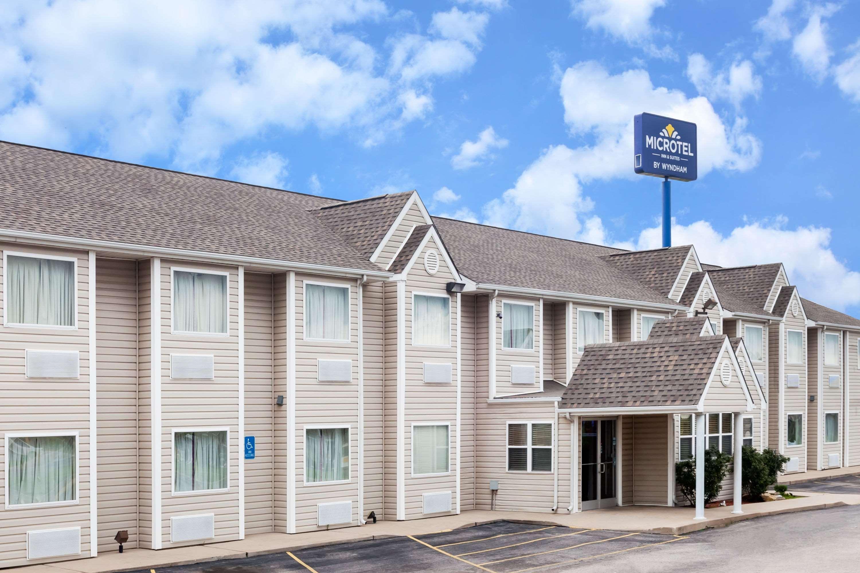 Microtel Inn & Suites By Wyndham Ardmore Bagian luar foto